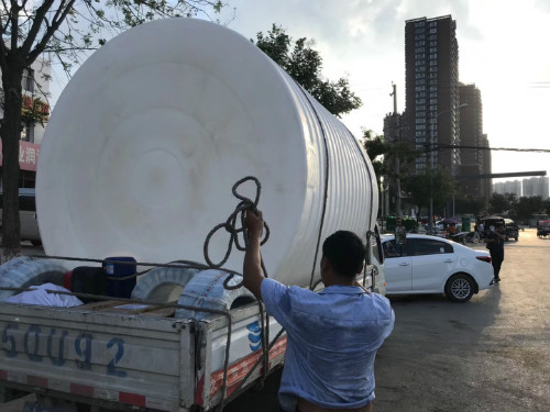 客戶取(qu)貨照片(piàn)展示